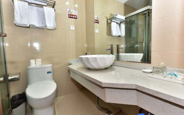 Ruili Hotel