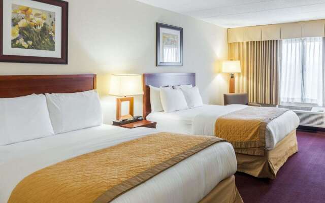 Clarion Hotel Somerset - New Brunswick