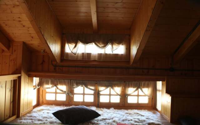 Vasilikia Mountain Farm & Retreat