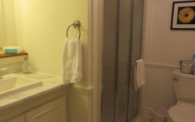 Cape House Bed and Breakfast