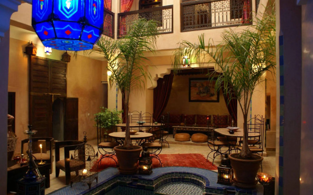 Riad Lapis-Lazuli