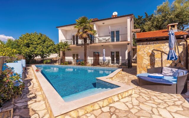 Nice Home in Krk With Wifi and 1 Bedrooms