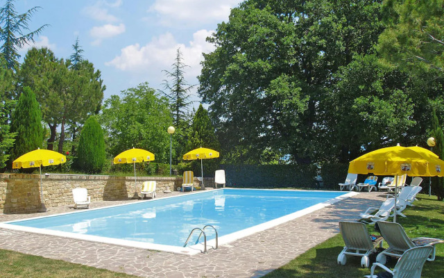 Apartment in Residence La Ginestra in Montelparo