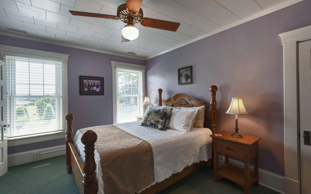 Steeles Tavern Manor