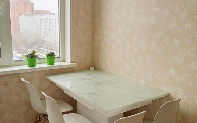 Studio apartment on Demonstration Street 8