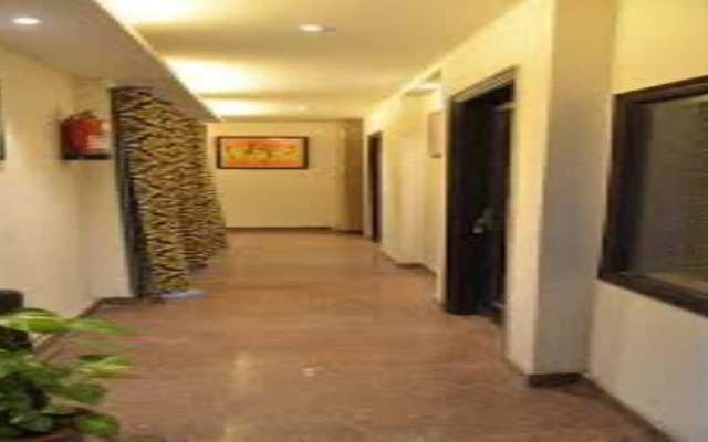 Hotel Pace Hero Honda Chowk