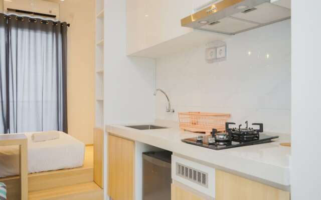 Simply And Cozy Studio At Sky House Bsd Apartment