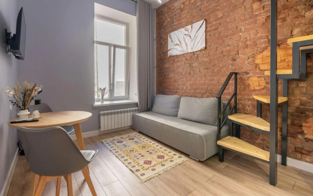 Метры в центре на улице Лахтинская 9