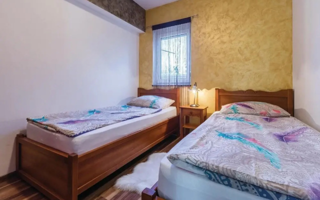 Stunning Home in Porec With Wifi and 2 Bedrooms - Hotel in Porec - Photo 5