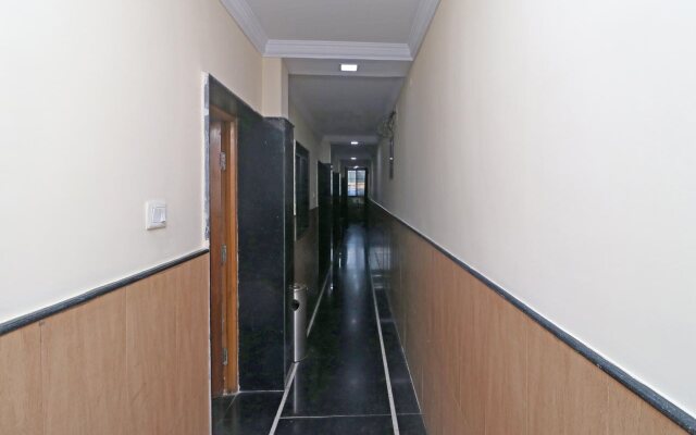 Hotel Amar Palace by OYO Rooms