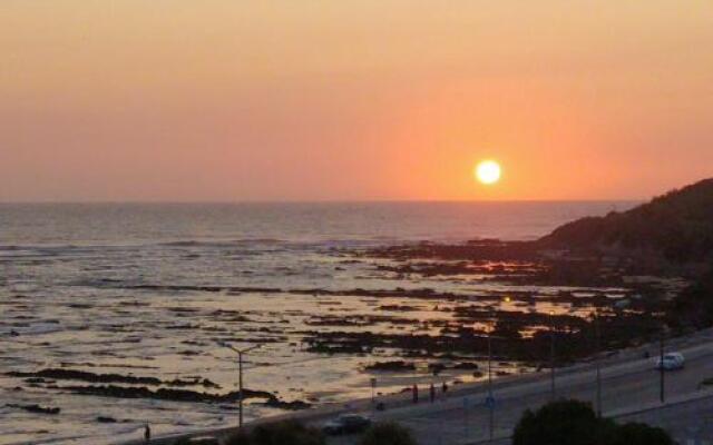 Marginal Oceanica Apartment