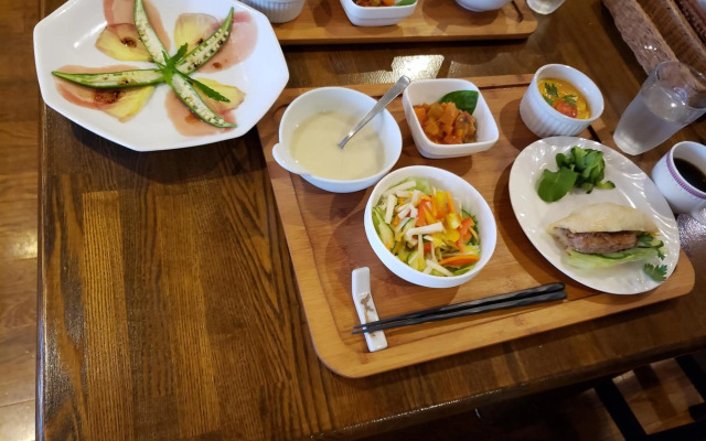 GardenRoom bnb Yumyum