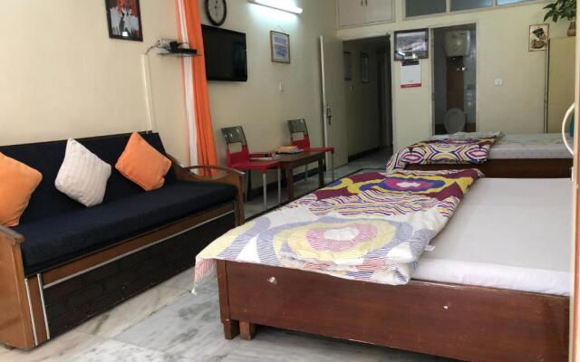 Sailors Home - C6, Vasant Kunj