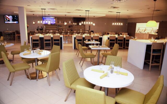 Wyndham Houston Hobby Airport