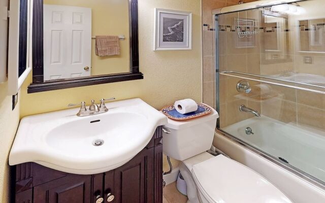 Island Reef Bayside With Private Beach