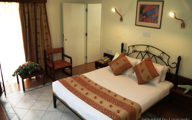 Mayhouse 680 Hotel