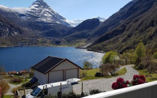 Homlong Gjestetun Fjelltun