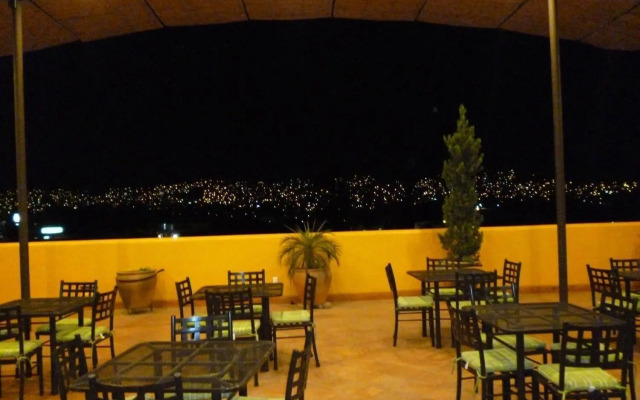 Hotel Antiguo Fortin