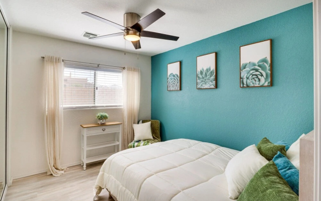 Sunny Bullhead City Retreat w/ Pool!