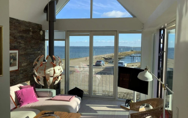 6 Person Holiday Home in Thyholm