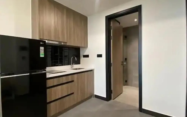 De La Sol  District 4