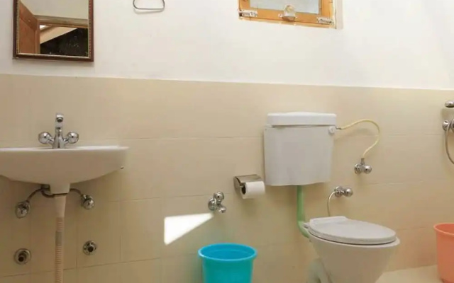 Dowa Deluxe Camp – Bathroom – Hunder