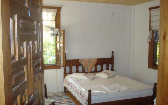 Birgi Cinaralti Pension