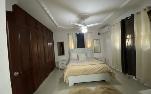 Cozy 3-bedroom Apartment in Santo Domingo!
