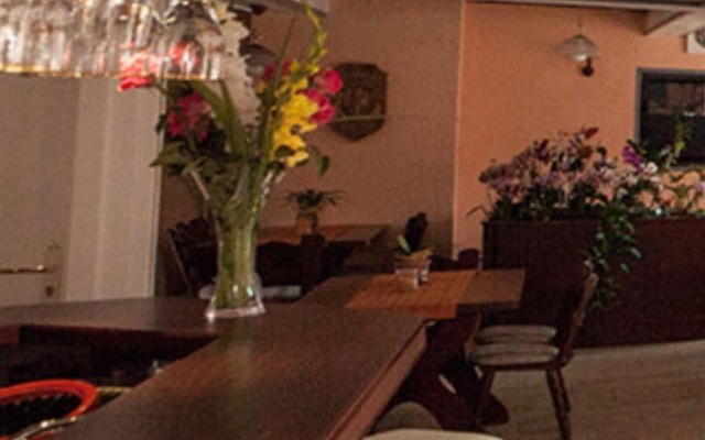 Gaststätte & Pension  Zur Krone