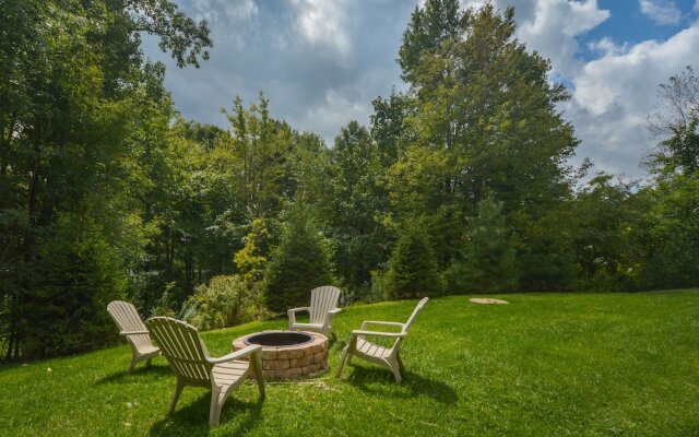 Lucky Bear Lodge 5 Bedroom House