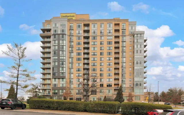 Modern getaway in Reston 1 bedroom