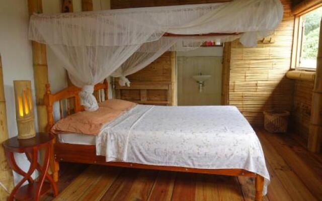 hostal monte libano