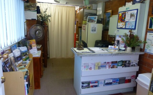 Golfers Retreat Motel