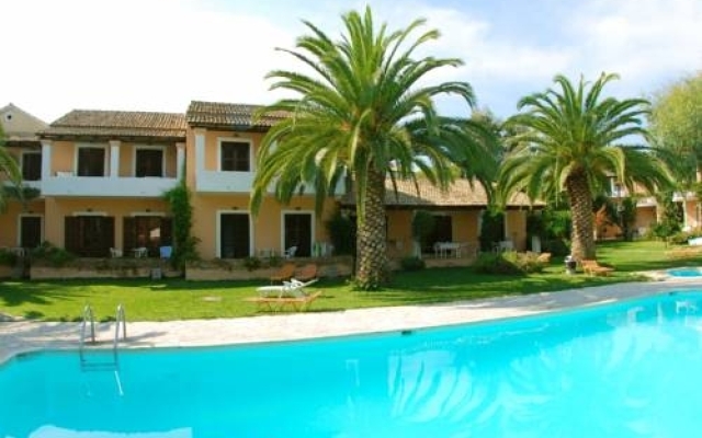 Folies Corfu Town Hotel Apartments