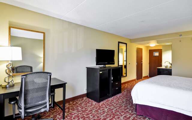 Hampton Inn & Suites Memphis East Germantown Area