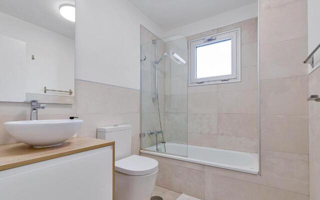 Lovely 3 bedroom apartment next to higueron area.