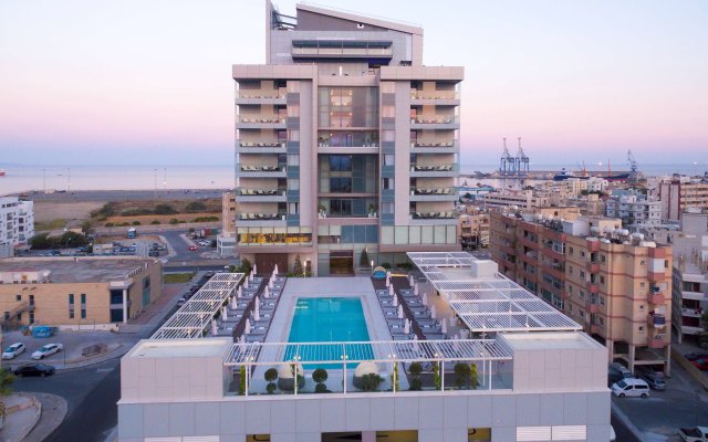 Radisson Blu Hotel, Larnaca