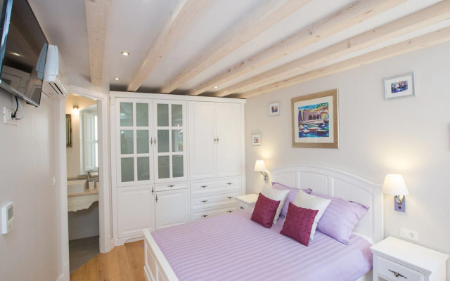 Studio Apartments Sonatina