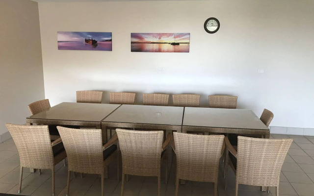 Rainbow Ocean Palms Resort