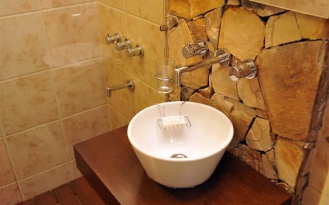 Tayka Hotel