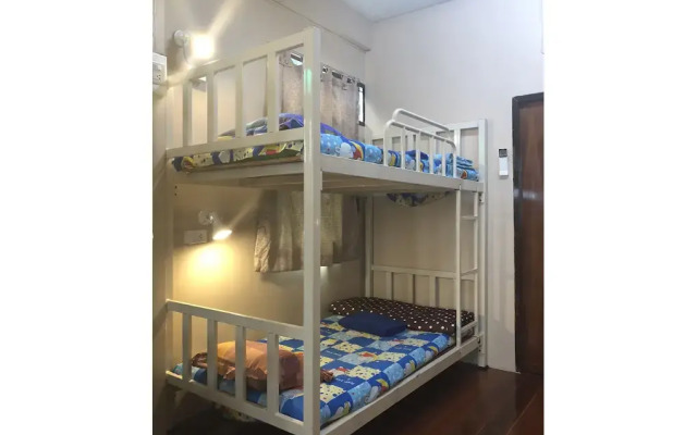 5 Minute Hostel