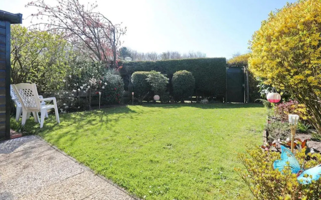 Holiday Home in Noordwijkerhout Near Lake