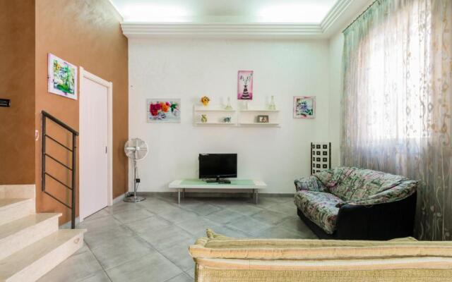 Lilla's house near the beach, parking & wifi