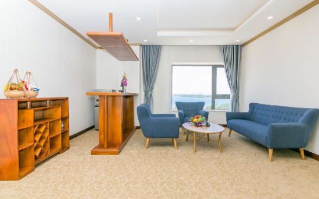 Navy Hotel Cam Ranh