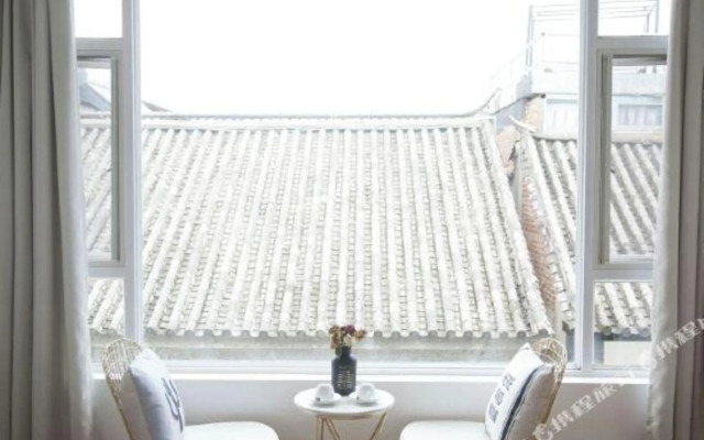 Dali Monster Inn (Gucheng Dongyu Street)