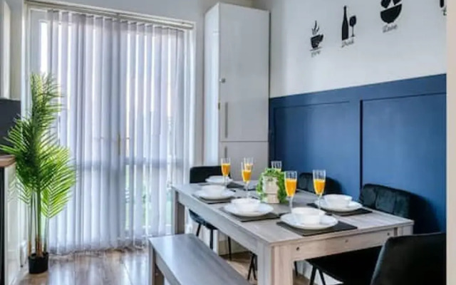 Home Near City Centre, Pets Welcome, Parking