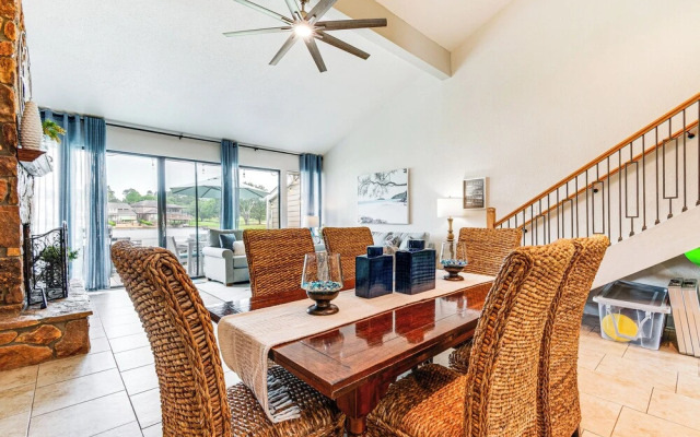 Paddleboards, Life Vests: Lake Conroe Getaway!
