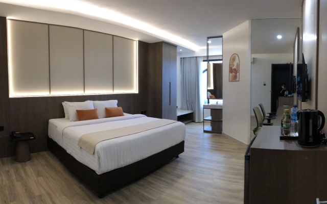 Plaza Semarang – Guest Rooms – Semarang