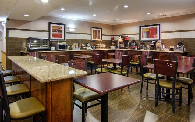 Best Western Dayton Inn & Suites