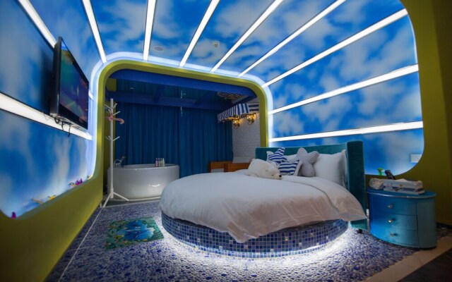 Love Of Swan Theme Hotel